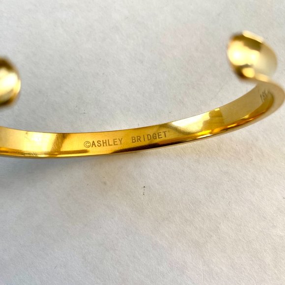 Ashley Bridget 18K Gold Plated Elastic Holder Cuff Bracelet - Picture 9 of 11